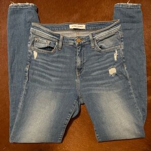 Flying Monkey skinny jeans. Size 27